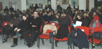 La sala della Biblioteca Comunale prima della proiezione di Karma